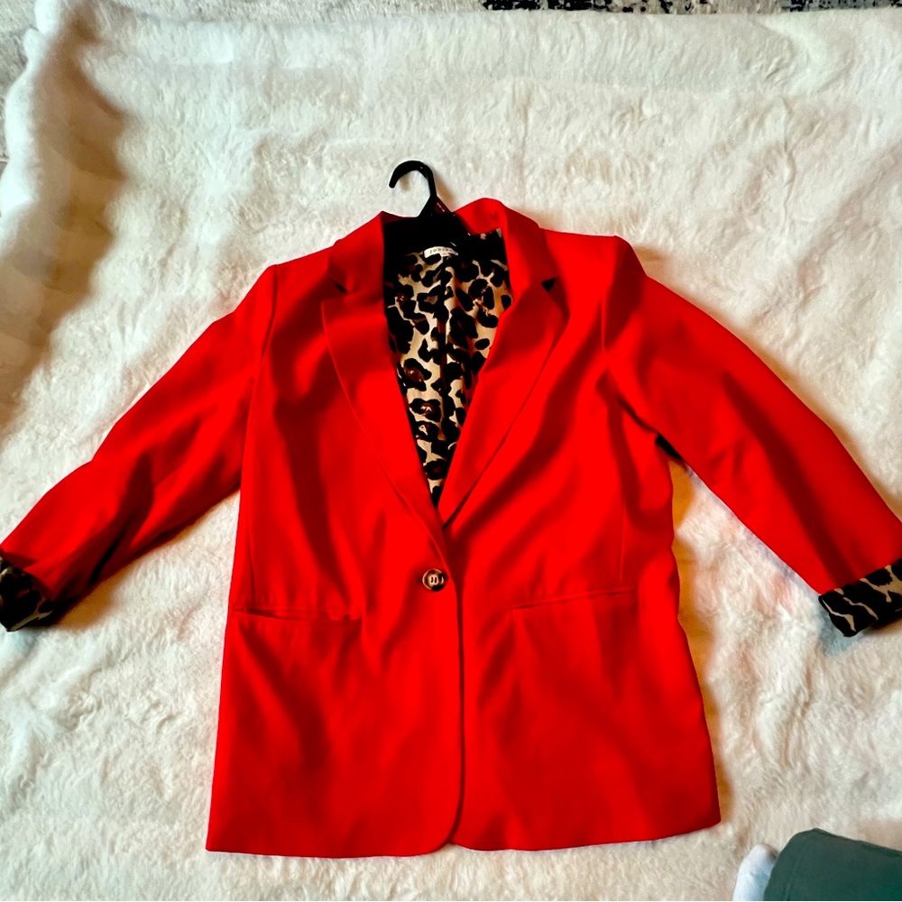 Beautiful Red Blazer with Leppard lining!  Size Medium- Never worn!